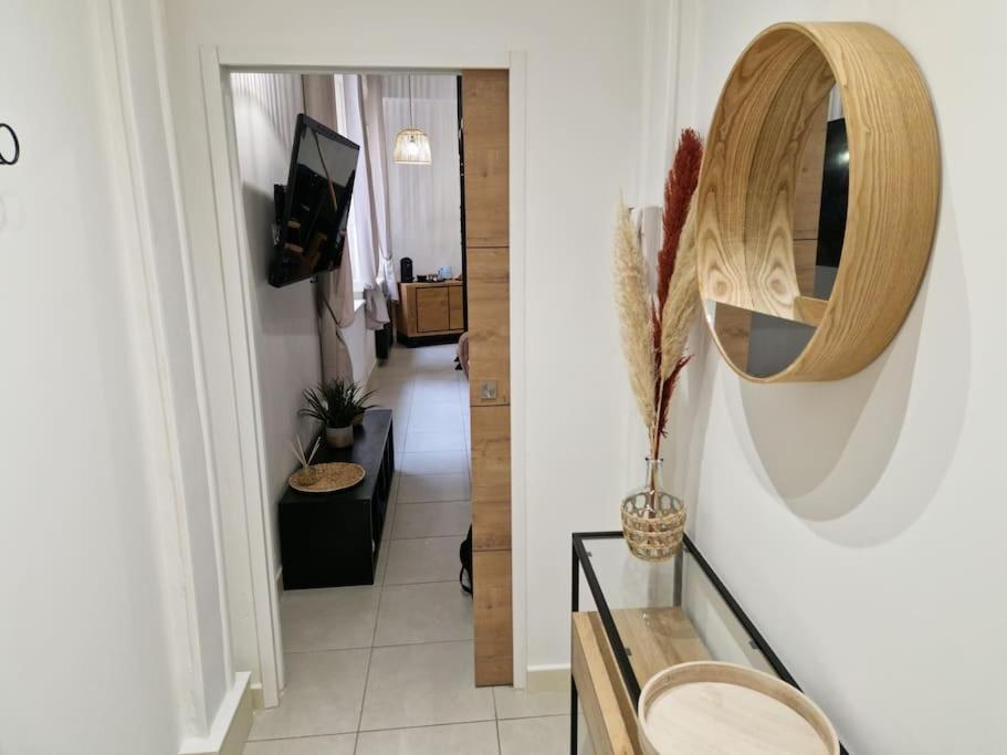Au Spa De Llea Suite Retro Avignon Extérieur photo