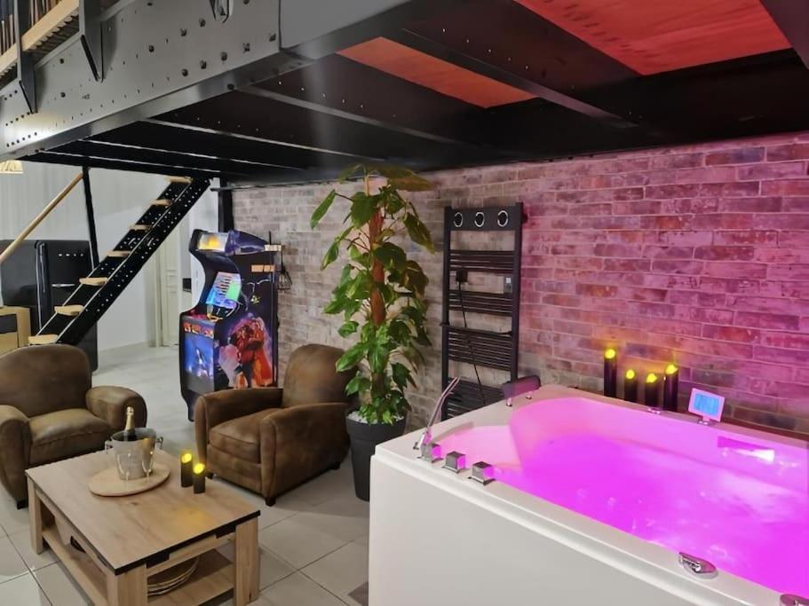 Au Spa De Llea Suite Retro Avignon Extérieur photo